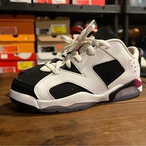 Nike Air Jordan retro 6 VI carmine low 1Y 768884-107